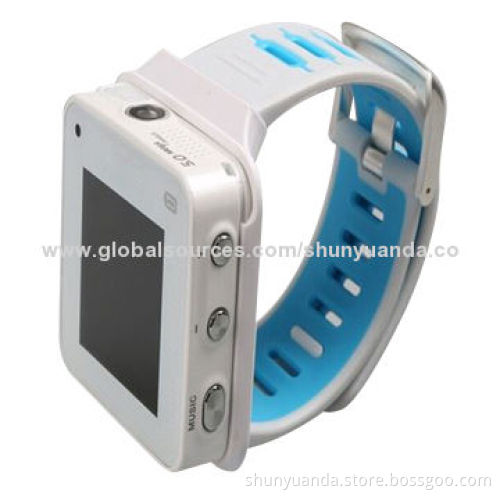 Dual core 1.2GHz 8GB memory Android 4.2 system with 5.0MP camera Android smartwatch